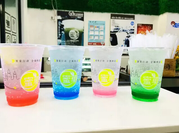 营造奶茶加盟店气氛的秘决