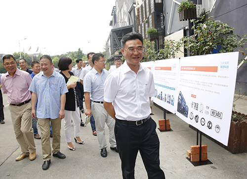 余杭高新产业大比武，区长组团考察来蜜菓奶茶总部博多