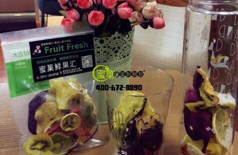 从奶茶店内分析如何做好一个蜜菓奶茶店长