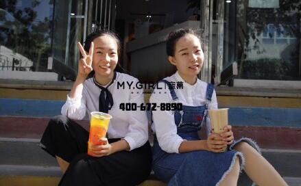 90后女性创业，靠一杯奶茶买车买房