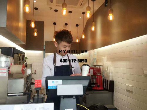 奶茶店出现问题经营者应该怎么做？